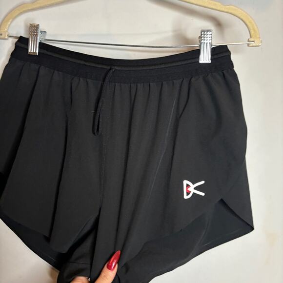 District Vision 3" Pocketed Split Shorts Black - Picture 4 of 9